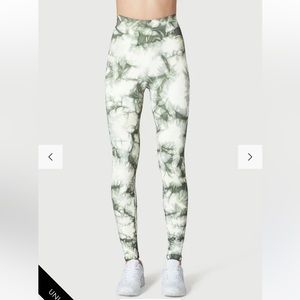 One by one CD leggings neubula color green tie-dye size medium